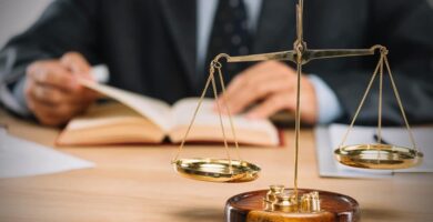 Tipos de Abogados: Todo lo que debes saber 9 Tipos de Abogados: Todo lo que debes saber