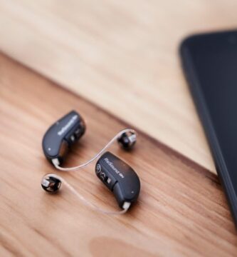 Todo lo que necesitas saber sobre los audífonos digitales